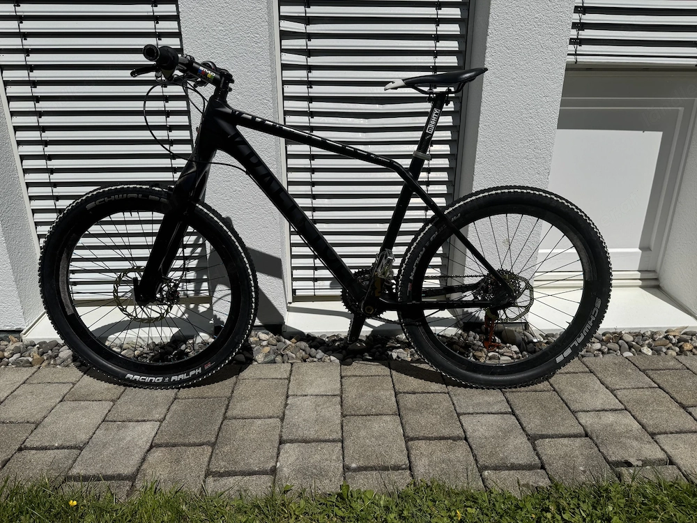 Kraftstoff Carbon Hardtail MTB   leichter XC- Marathon-Aufbau mit SRAM XX