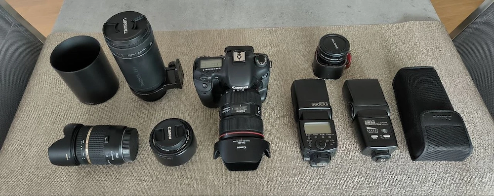 Canon EOS 7D mit Zubehör 1A ZUSTAND