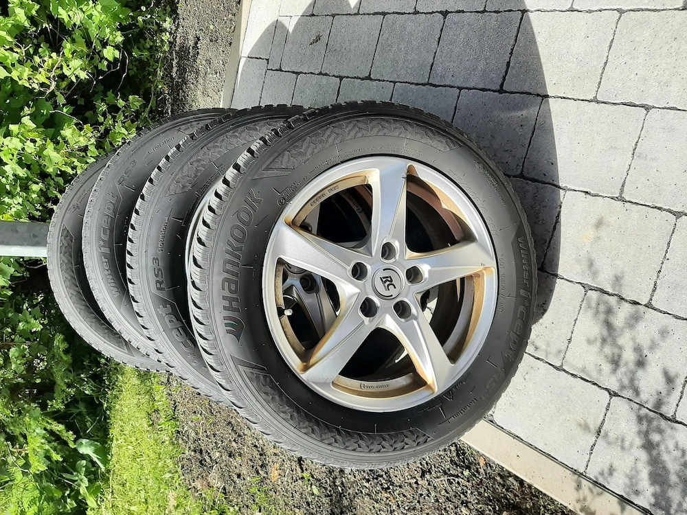 16" Alufelgen mit Hankook Icept 3 Winterreifen 