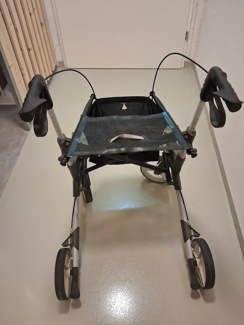 Rollator neuwertig