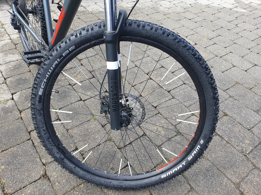 Jugendfahrrad 2 Jahre alt mit Originalrechnung kaum gebraucht