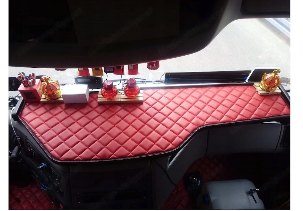 Artikel: Handmade QUILTED TV SHELF shelf Stolik TIR DAF XF XF106 Hochwertiger Artikel aus unserem On