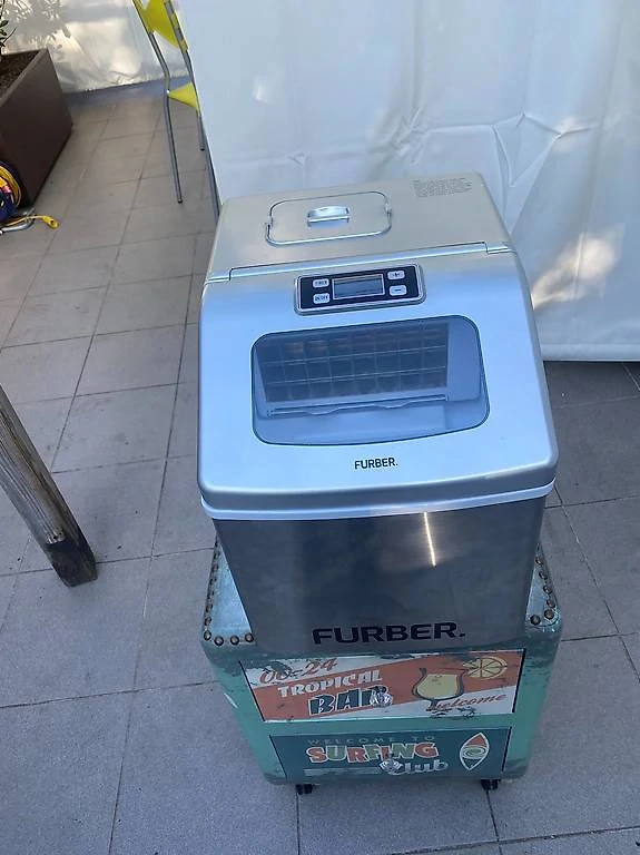 Glasklare Eiswürfel, schöne Haushalt Eiswürfelmaschine 
