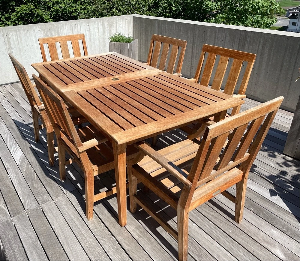 Teak Gartentisch + 6 Stühle inkl. Sitzkissen