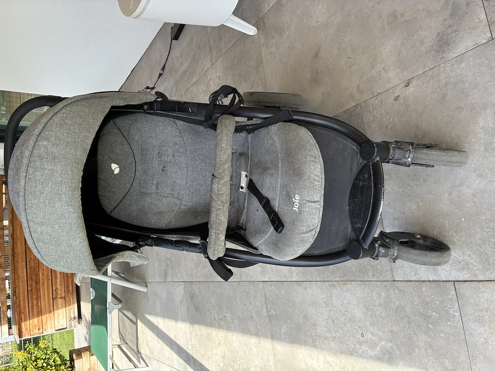 Buggy (Joie) inkl. Fußsack