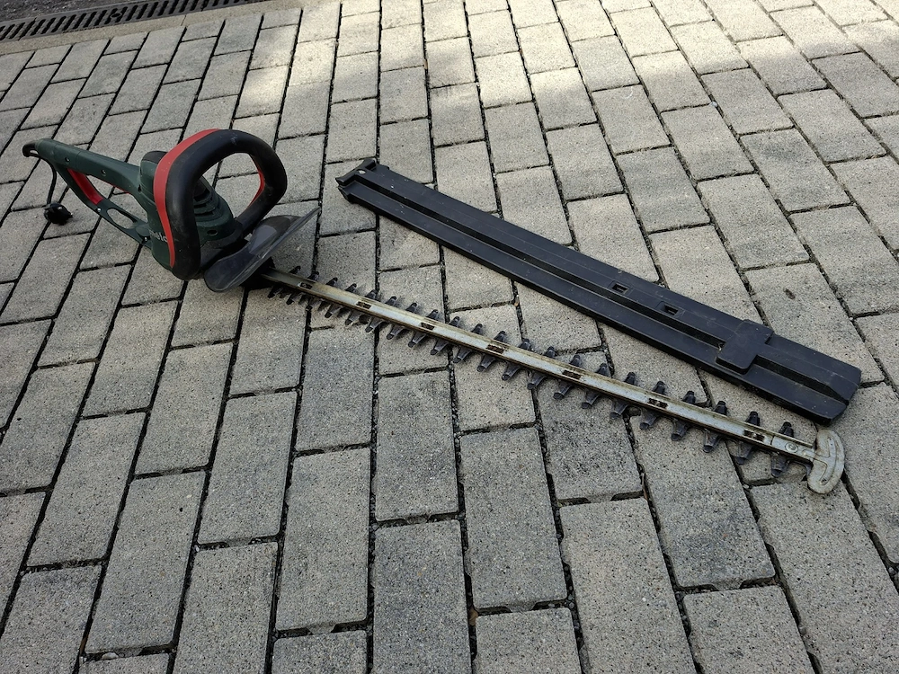 Heckenschere Metabo mit Kabel