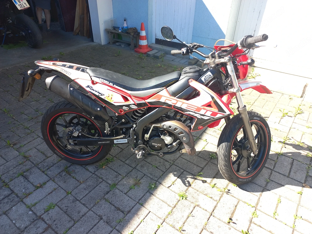 Kleinmotorrad Moped Mofa Cross Supermoto Rieju MRT 50