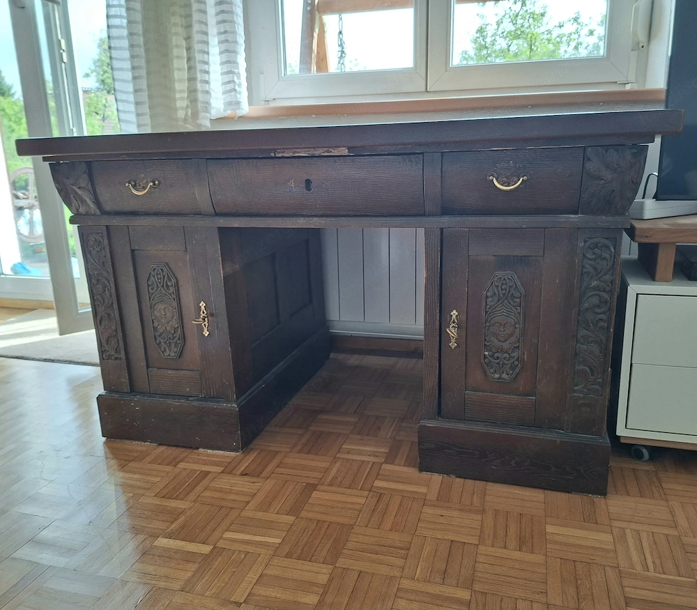 Schreibtisch, tolle Handarbeit!