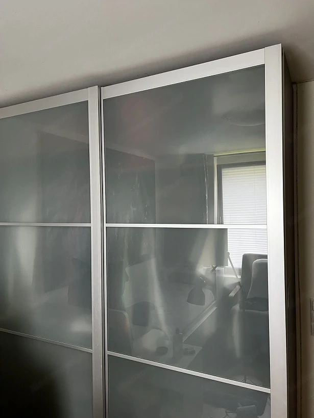 IKEA PAX mit Schiebetüre