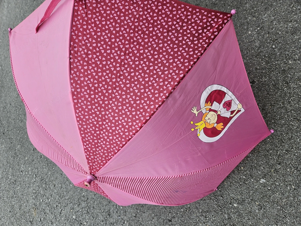 Regenschirm für Kinder zu verschenken