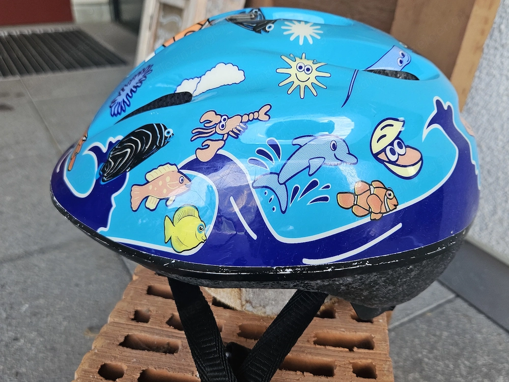 Fahrradhelm für Kinder zu verschenken 