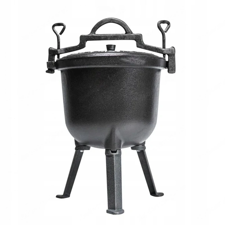 BBQ Dutch Oven Eintopf handgefertigt mit Fuesse ca. 4l fuer Lagerfeuer Camping etc.