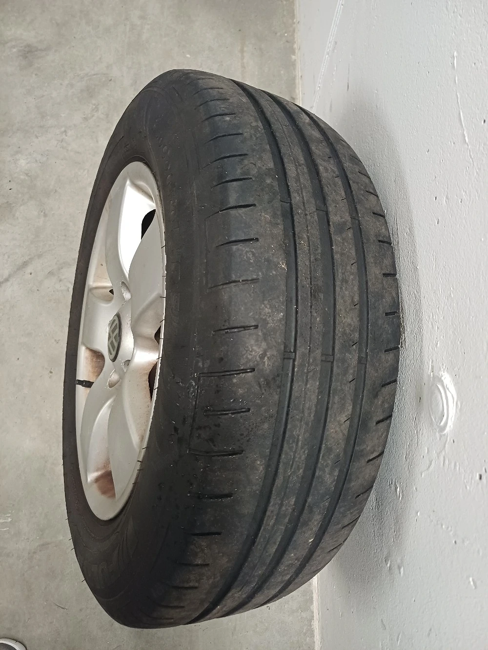 Autoreifen samt Felgen 