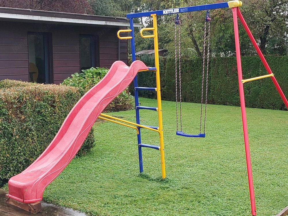 Verschenke Kinderrutsche 