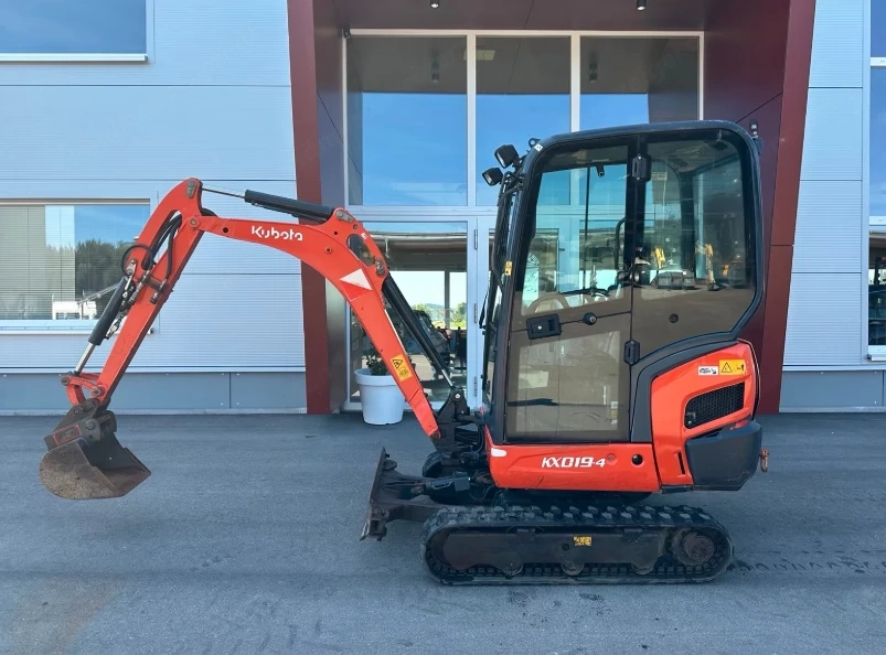 Kubota KX019 Minibagger Bagger mit Löffelpaket