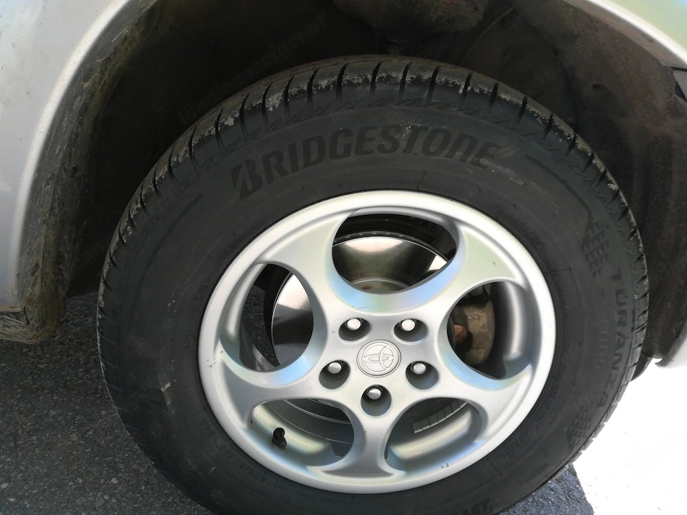 4Stk.Felgen mit Reifen 235 60R16  104H