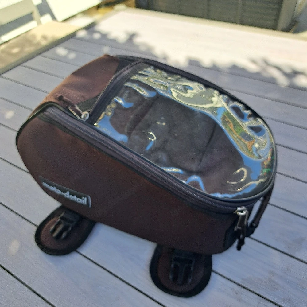 Tankrucksack mit Magneten