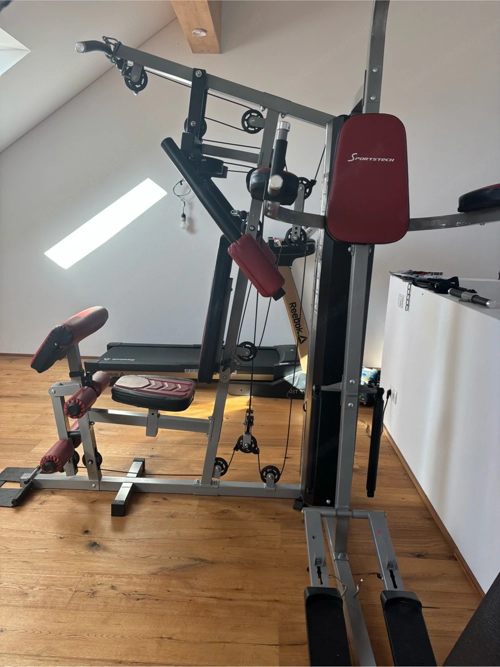 Sportstech Fitnessgerät