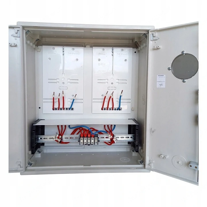 Geh useabmessungen: Breite - 53 cm H he - 60 cm Tiefe - 25 cm TECHNISCHE PARAMETER Isoliertes Geh us