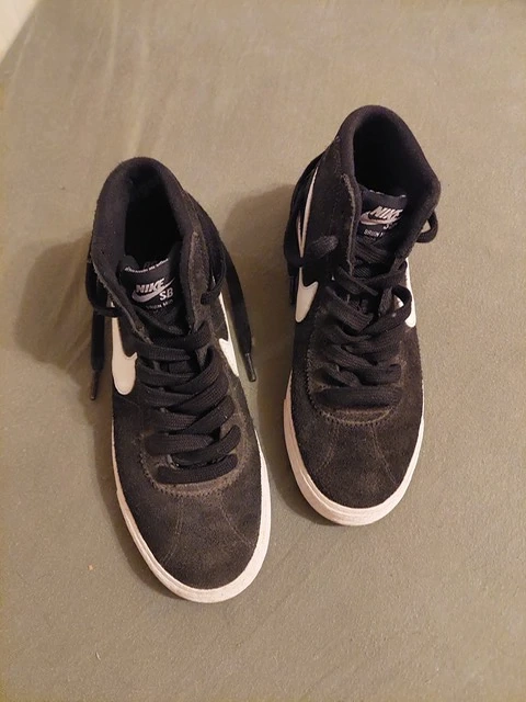 Nike SB 37,5