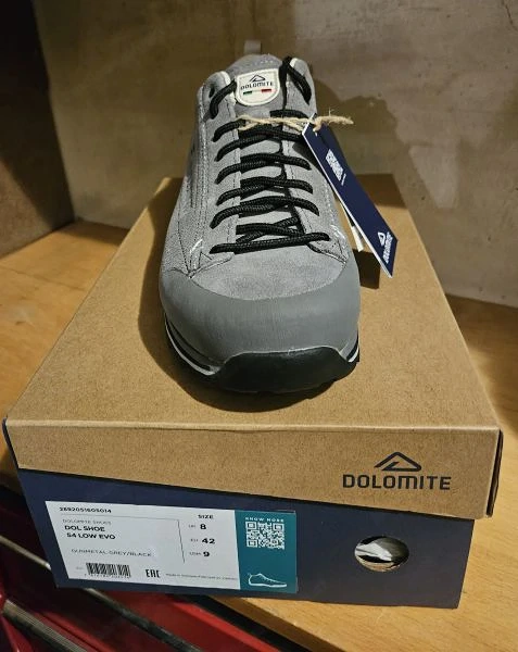 Wanderschuh Dolomite Neu