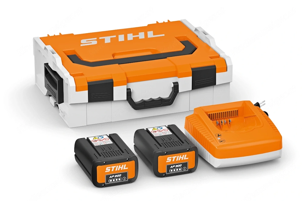 Ein praktischer Akku mit Ladeger t der renommierten Marke Stihl