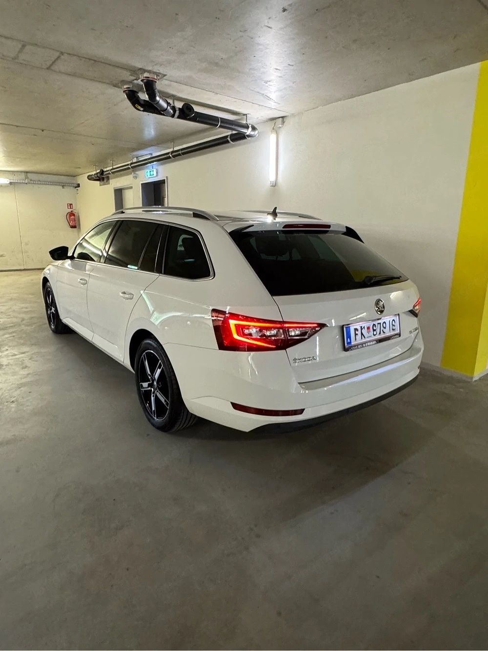 Skoda Superb Style 2.0 TDI DSG Automatik Tüv Neu