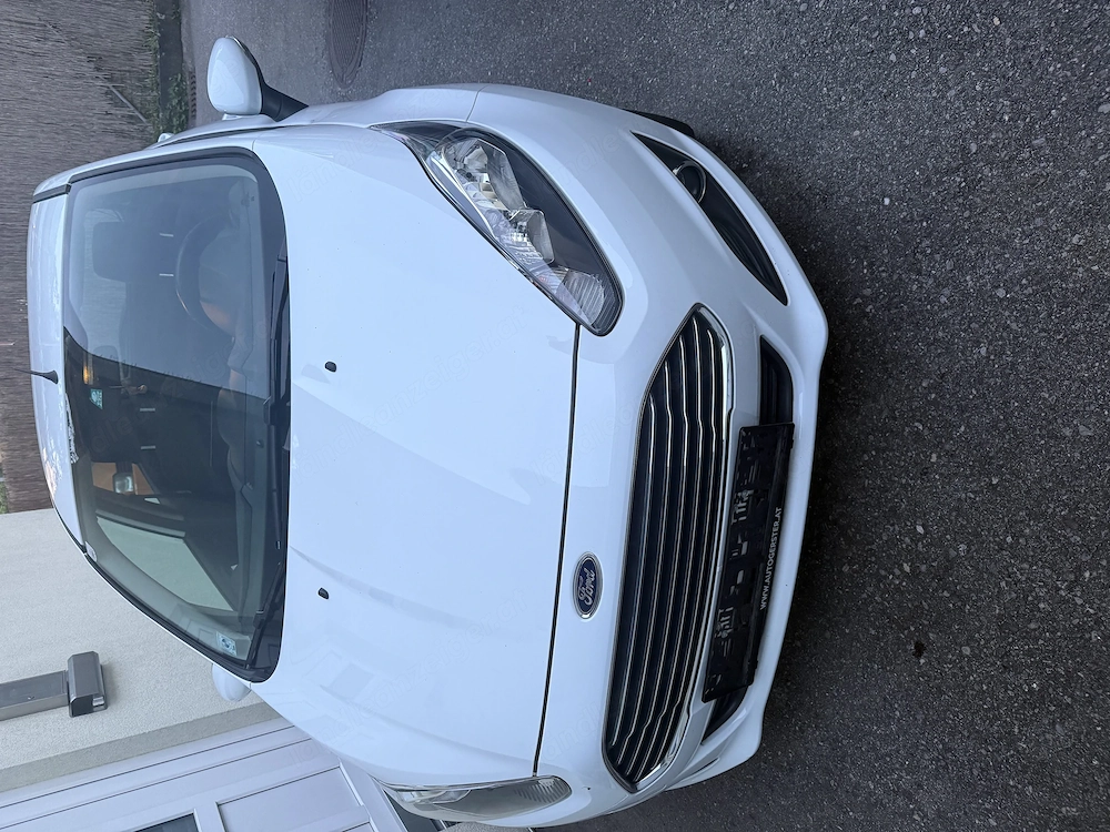 Auto Ford Fiesta