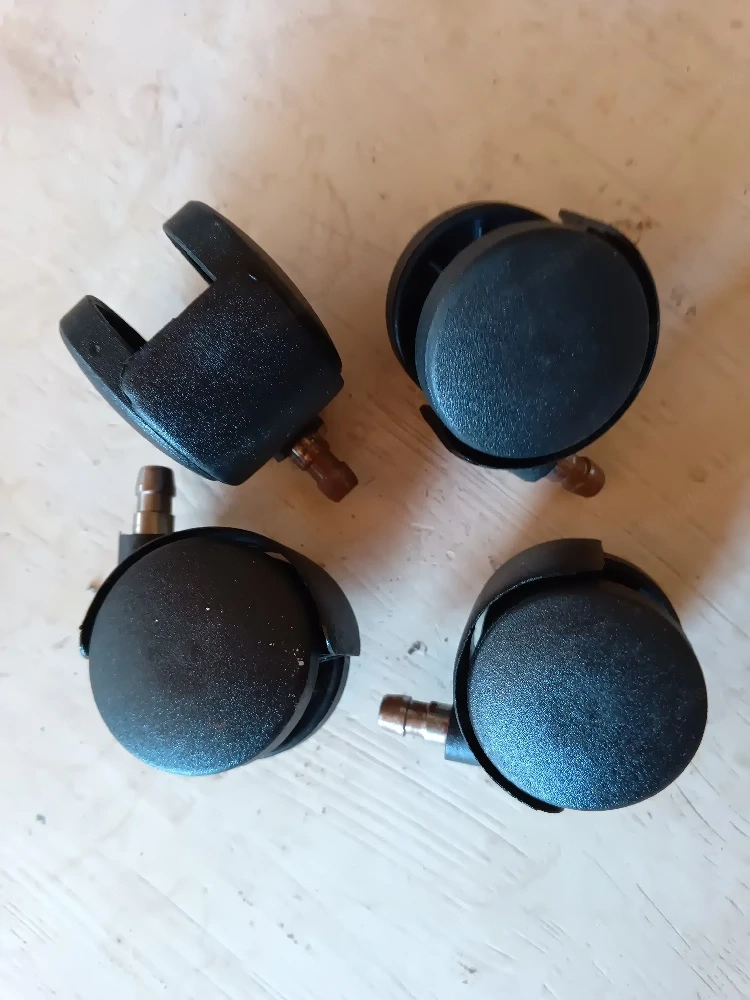 4 Rollen für Rollbrett 