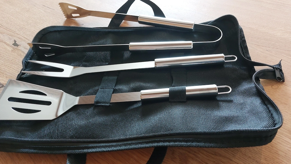 Grillbesteck drei teilig wie neu