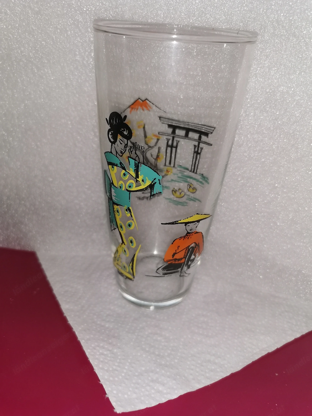 Trinkglas mit japanischen Motiven, Geisha etc. 0,25 ltr.