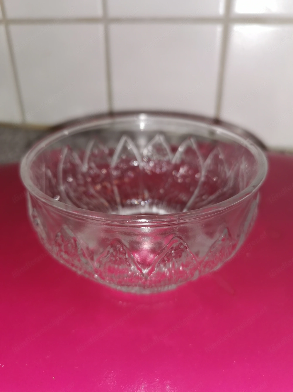 Glasschale rund m. Flammenmuster Vintage