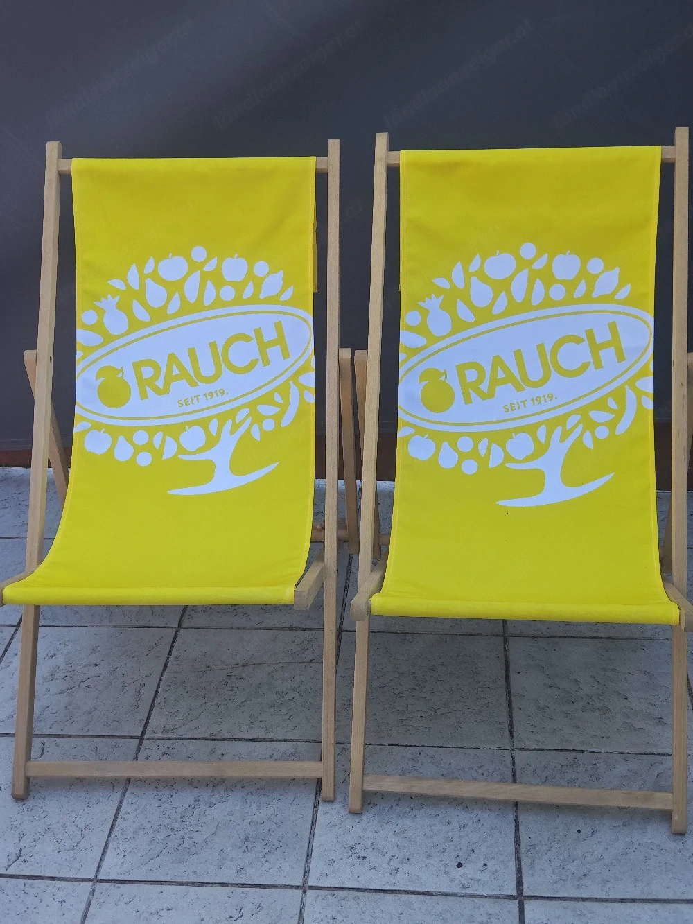 Liegestühle von Rauch