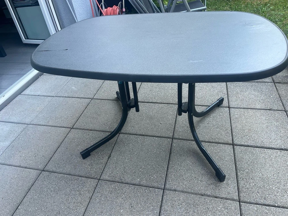 Gartentisch