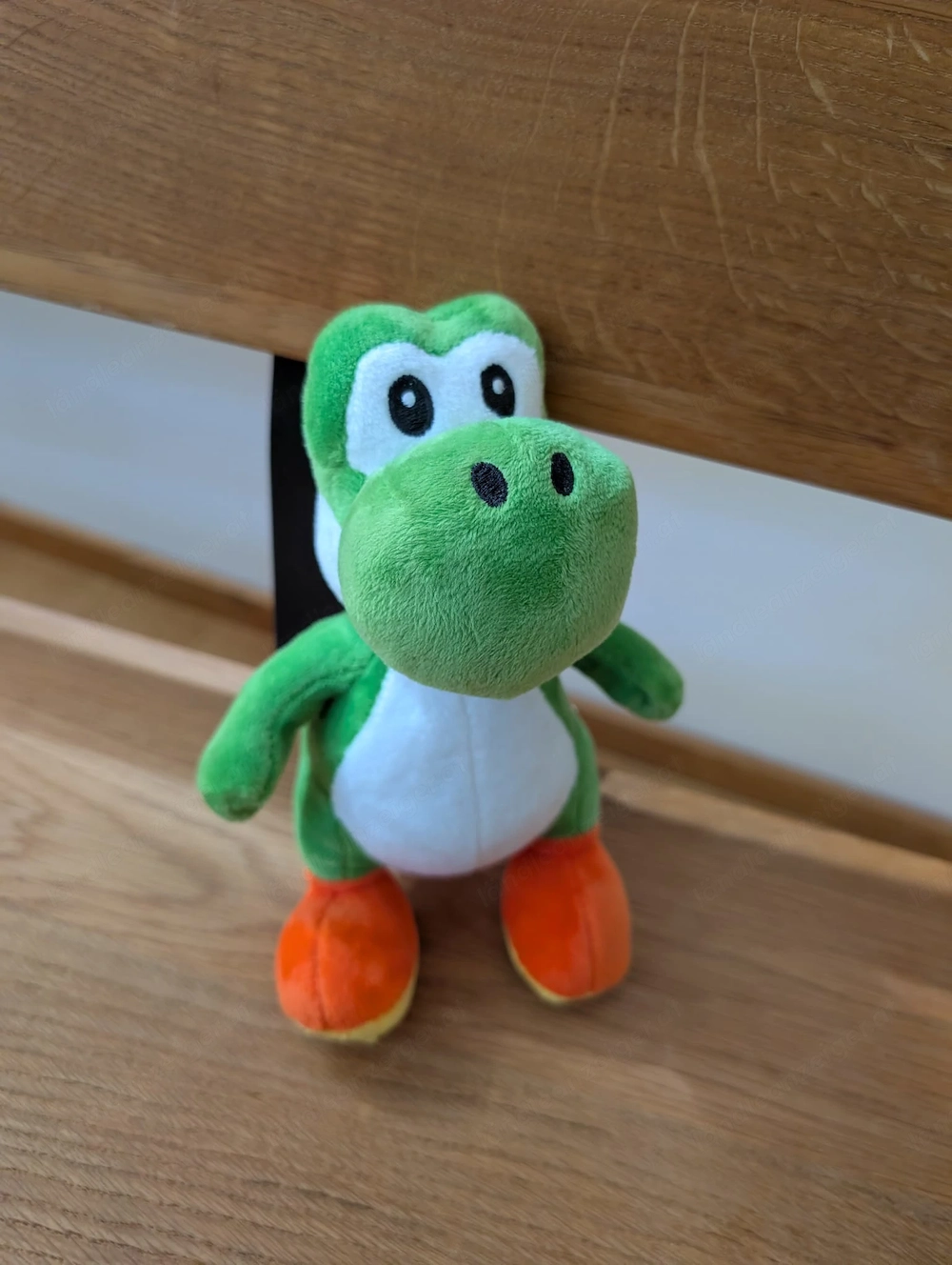 Original Nintendo Super Mario - Yoshi Plüschfigur (ca.23cm)