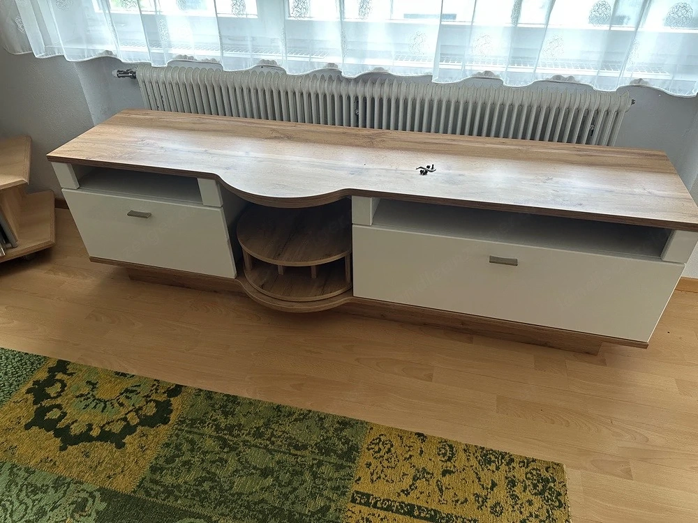 TV Schrank 