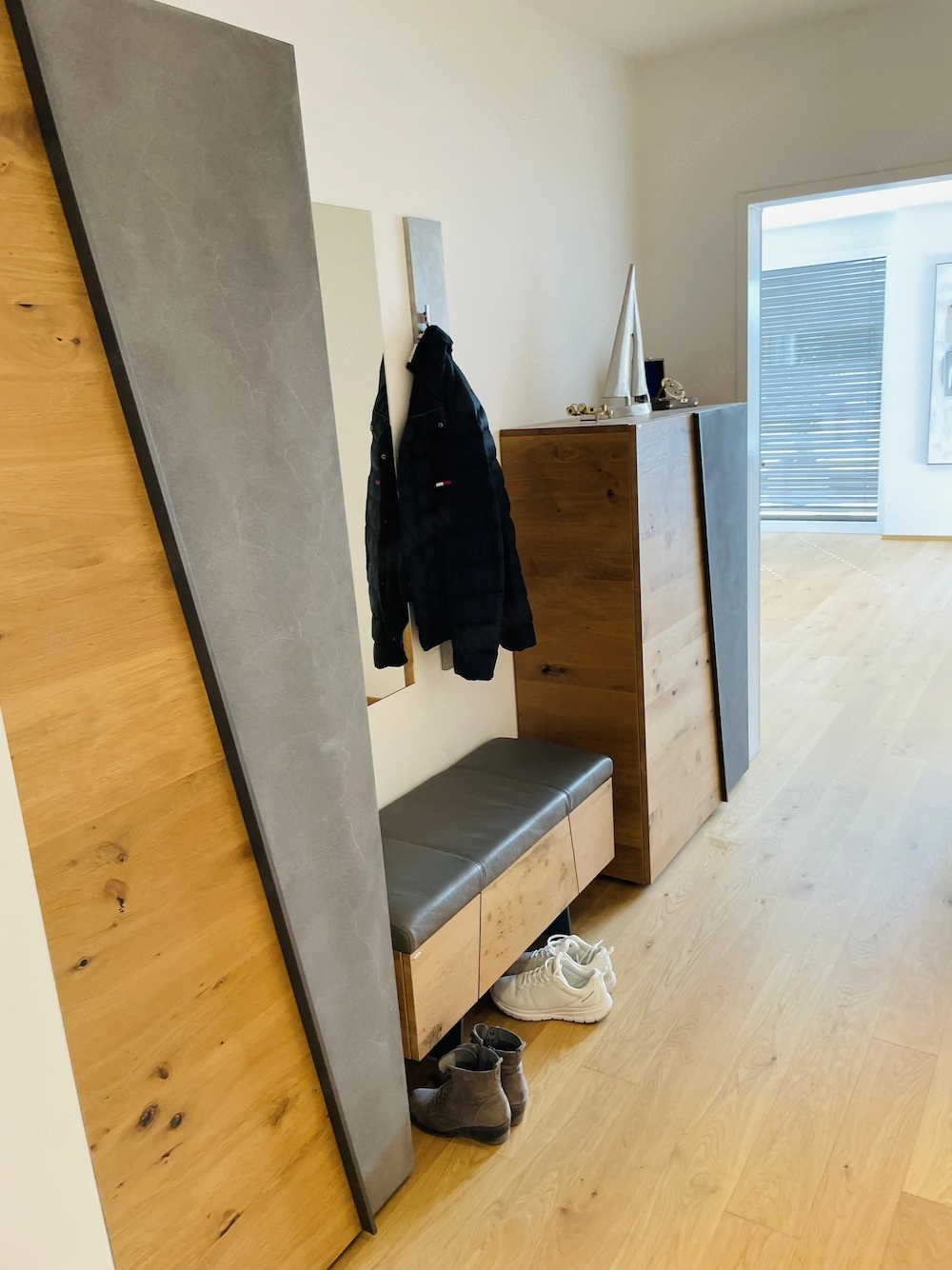 Garderobe zu verkaufen 
