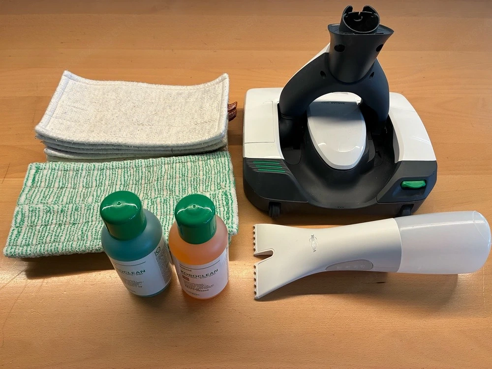 SP600 neuwertig, inkl. KOBOCLEAN & 9 Wischtüchern