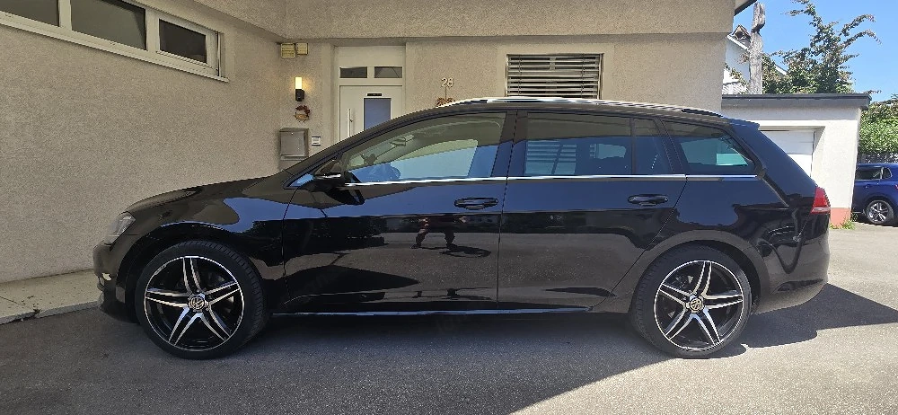  VW Golf VII Variant Sky TDI | Pano |  1. Besitz | AHK | 145tkm | 8-fach (18" 17" Alu) | Frisc