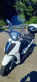 Toller Cruiser Piaggio Roller Carnaby 300 ccm 