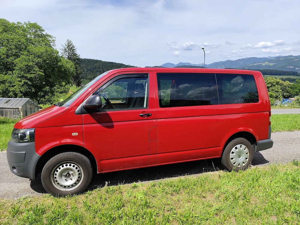 VW T5 Transporter   2.0 TDI   140 PS   9 Plätze