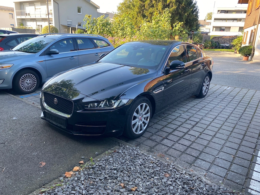 Jaguar XE 20d