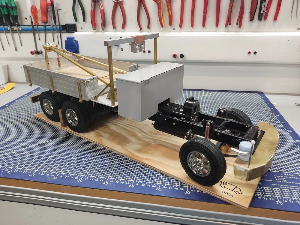 LKW Eigenbau auf Tamiya Fahrwerk