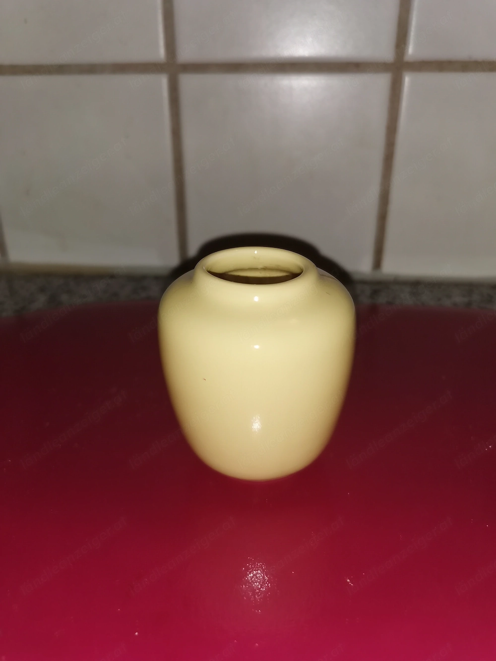 Vase Porzellan gelb Nr. 1320, 6,5 cm hoch