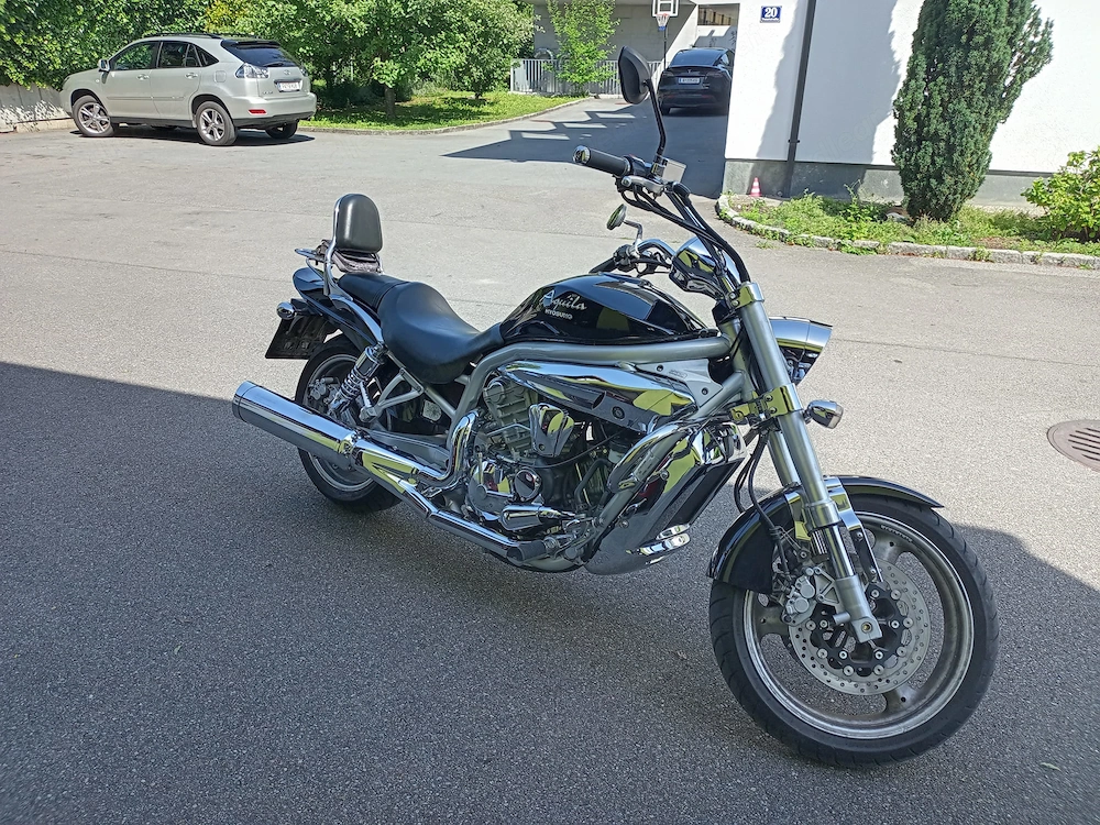 Hyosung Aquila GV650 Cruiser   Chopper 