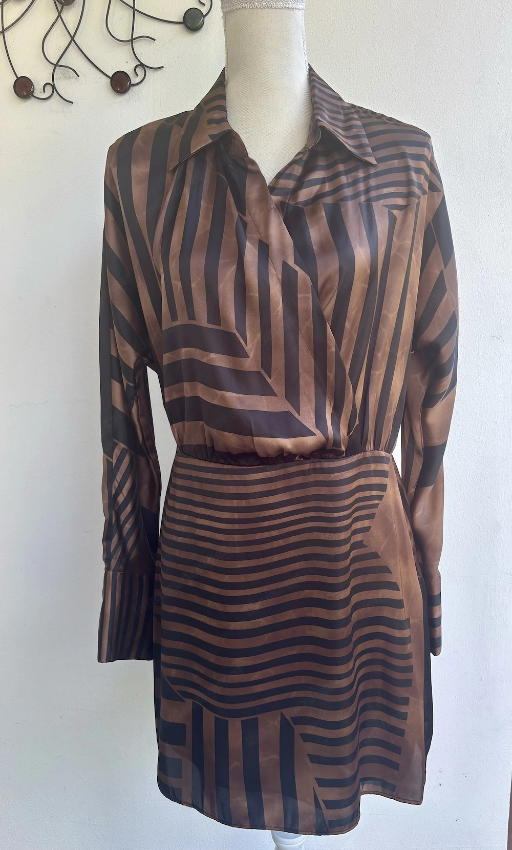Braun schwazes Damen langarm Kleid von MNG