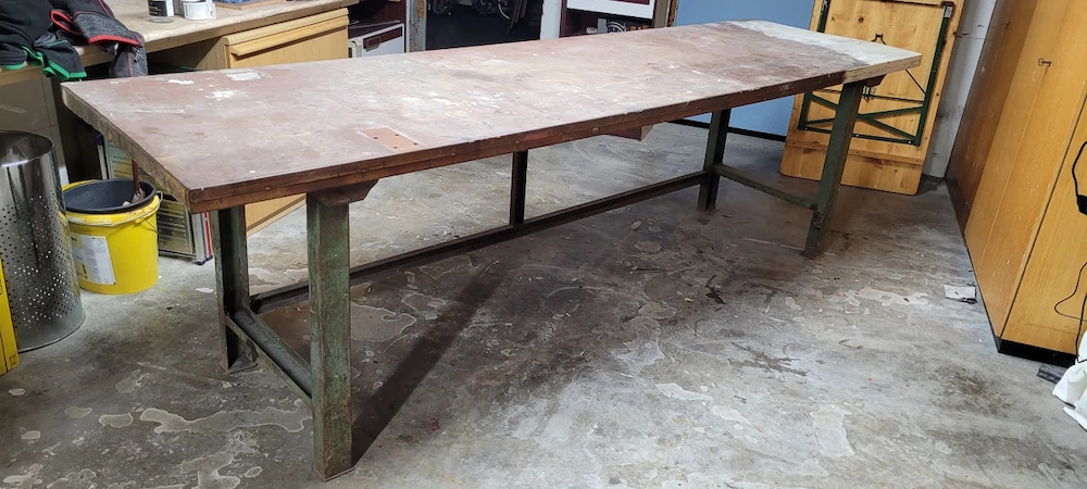 Werkbank 284 x 80 x 86 cm - Oberteil aus Stahlblech