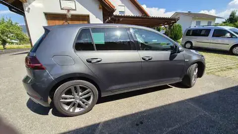VW e-Golf