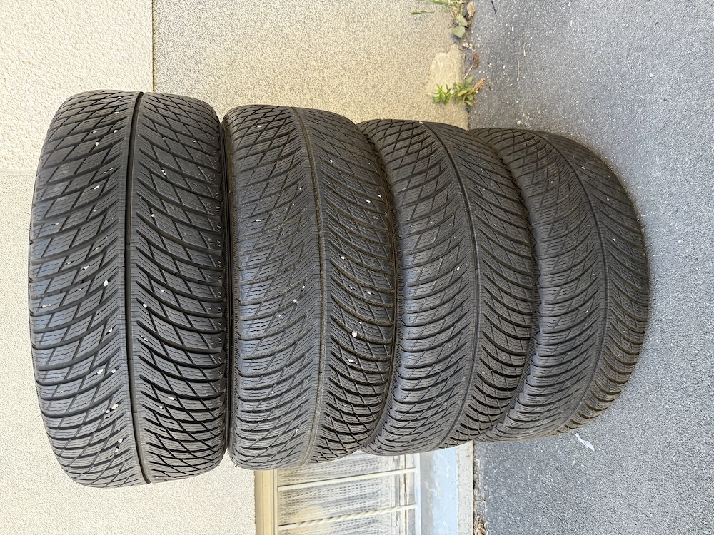 Michelin Pilot Alpin5 Winterreifen 235 45 R18 98V XL