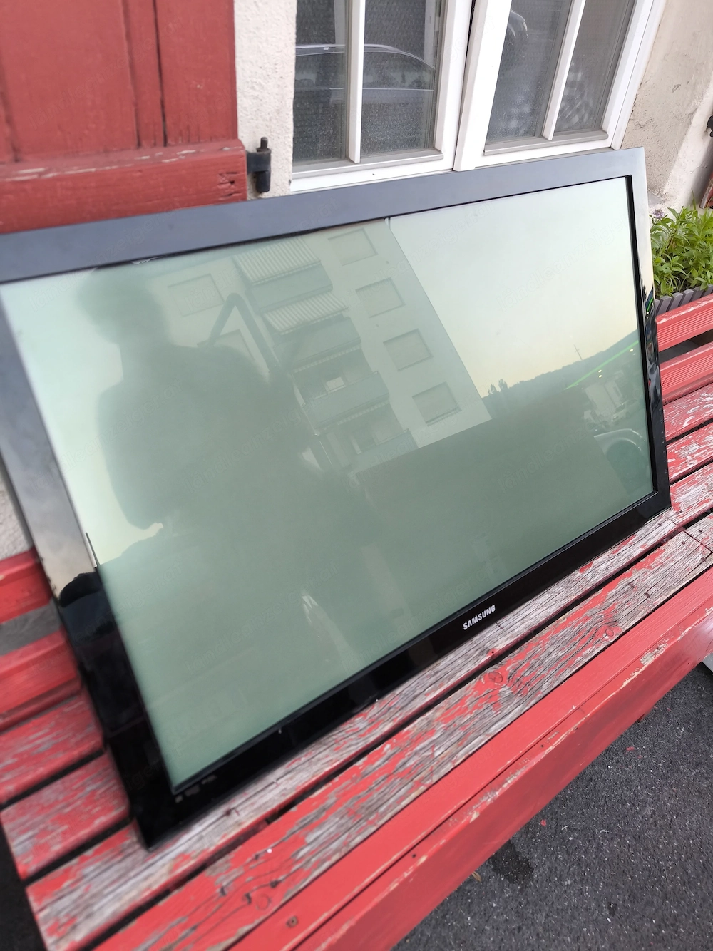 Samsung TV 107 cm (42 Zoll)   mit Original-Standfüßen (ohne Fernbedienung